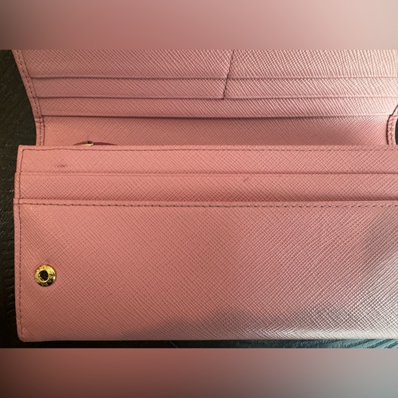 Prada Saffiano Bow Wallet - Picture 3 of 13